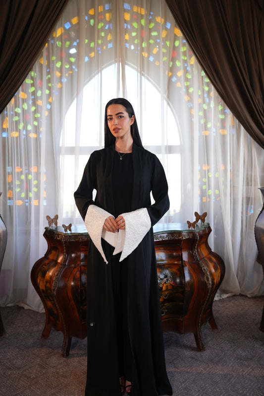 عباية حُضور