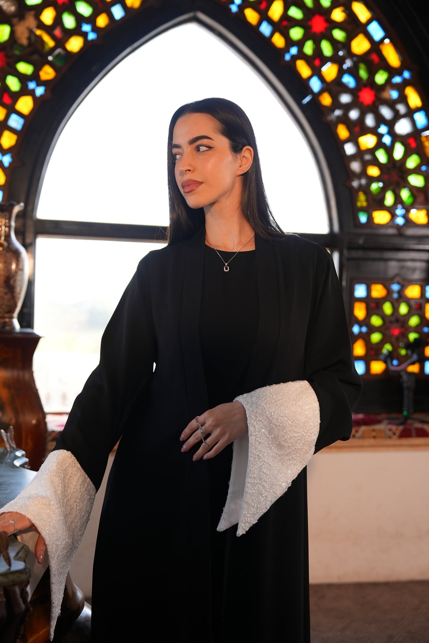 عباية حُضور